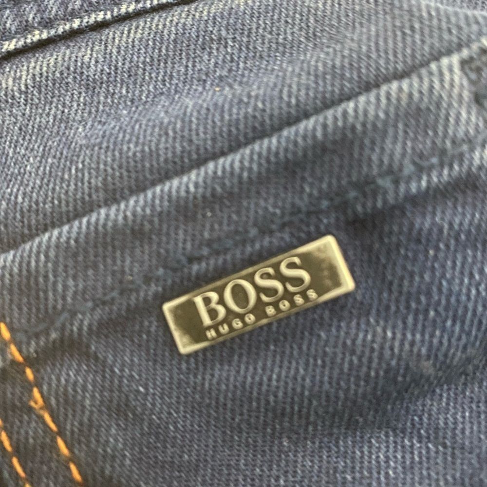 Blue HugoBoss Jeans - Picture 9 of 9